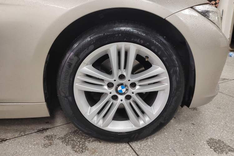 TDK.VehicleDetails.img