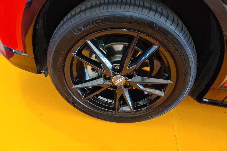 Used Audi Q2L 2020 35 TFSI Fashion Dynamic Model
