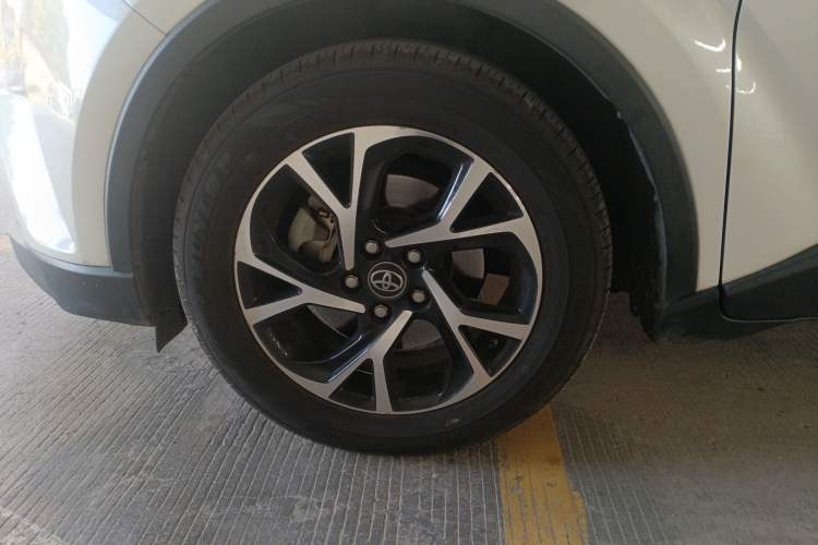 Used Toyota C-HR 2020 2.0L Leading Edition
