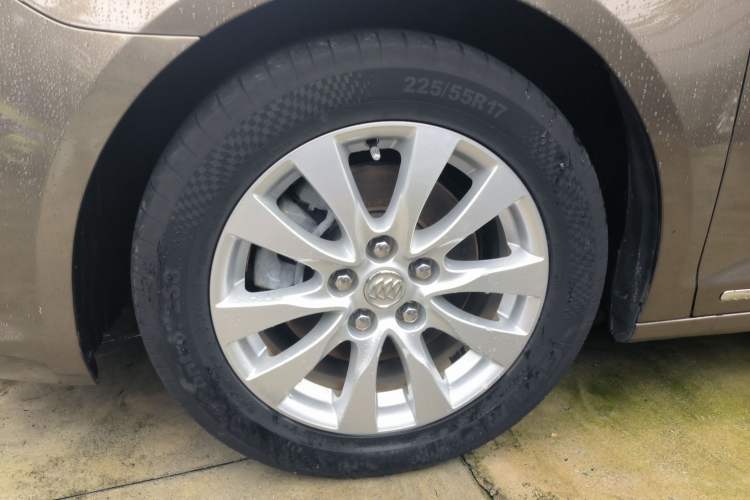 Used Buick LaCrosse 2013 2.4L SIDI Elite Comfort Version
