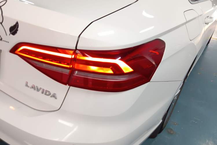 Used Volkswagen Lavida 2018 1.5L Automatic Comfort Edition China V Standard
