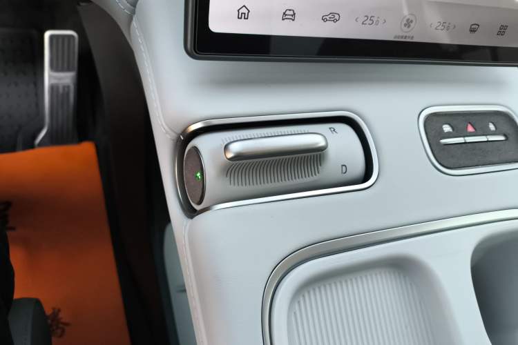 Used Nio ES6 2024 75 kWh