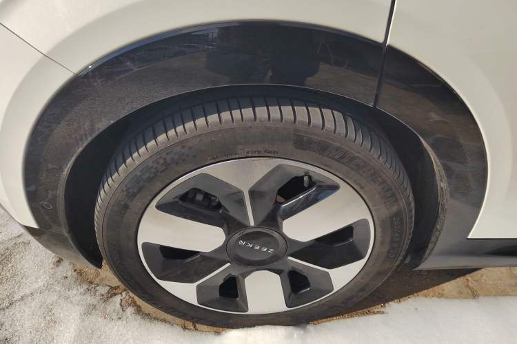 Used Zeekr MIX 2025 Intelligent Driving Version
