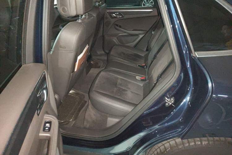 Used Porsche Macan 2016 Macan 2.0T
