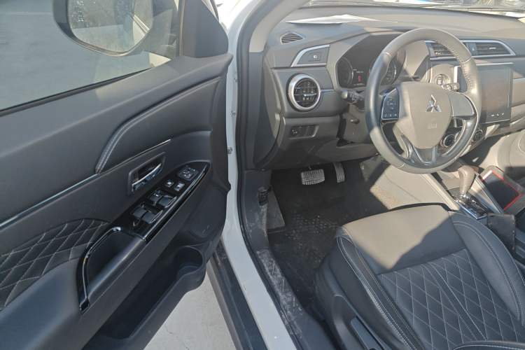 Used Mitsubishi ASX 2020 2.0L CVT Smart Edition
