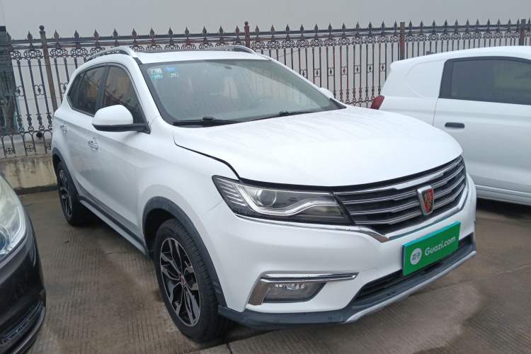 Used Roewe RX5 2016 20T Two-Wheel Drive Automatic Internet Smart Edition
