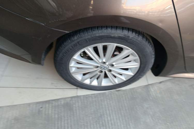 Used Volkswagen Gran Lavida 2013 1.4 TSI Automatic Comfort Model