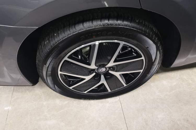 Used BYD Qin L 2024 DM-i 120KM Leading Model