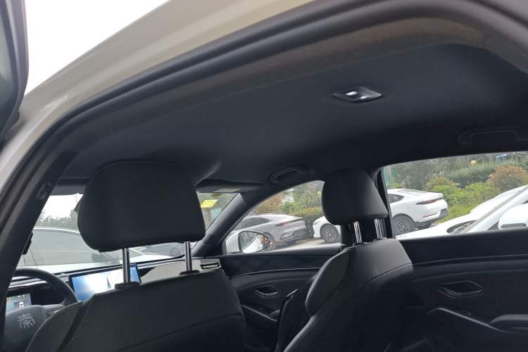 Used BYD Qin L 2025 DM-i Smart Drive 80KM Leading Model
