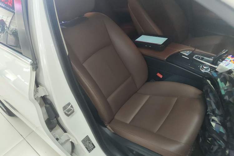 Used BMW 5 Series 2017 520Li Elegant Edition
