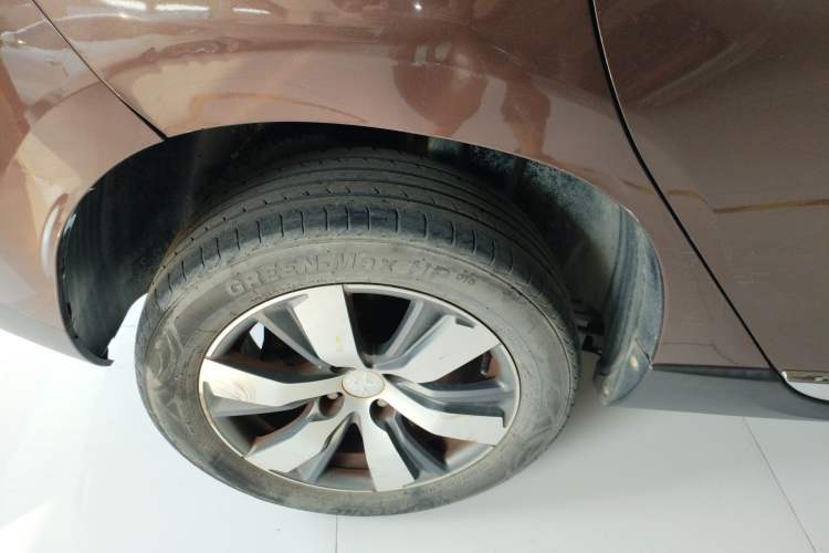 Used Peugeot 2008 2014 1.6L Automatic Navigation Edition
