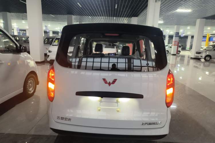 Used Wuling Hongguang New Energy 2024 All-Electric Model 300KM Standard Version