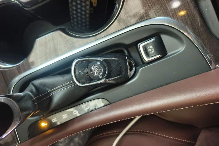 Used Buick Envision 2017 20T Two-Wheel Drive Elite Version
