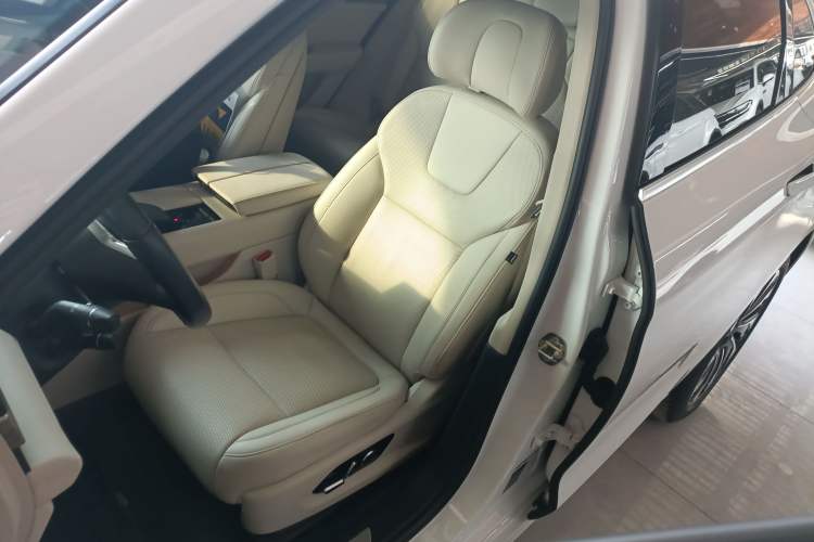 Used Hima AITO M5 2022 Range-Extended Rear-Drive Standard Version
