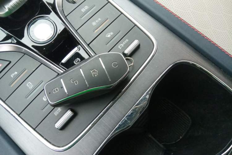 Used BYD Yuan PLUS 2022 430 km Luxury Version
