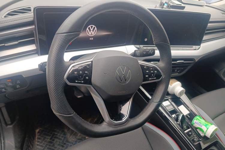 Used Volkswagen Lamando 2022 Lavida L 280TSI DSG Cool & Spicy Edition
