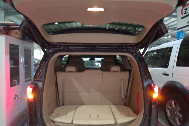 Used Buick GL8 2018 ES 28T Flagship Model China VI Standard
