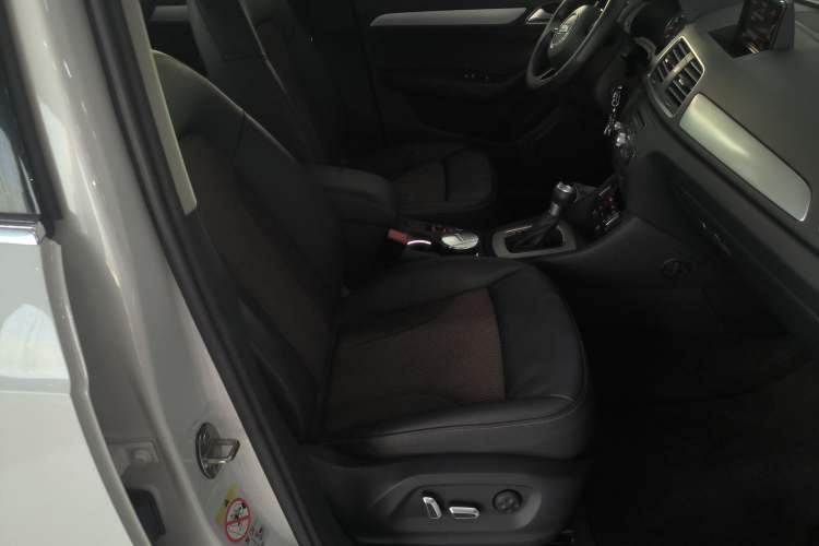 Used Audi Q3 2018 30 TFSI Fashion Edition Collector's Version
