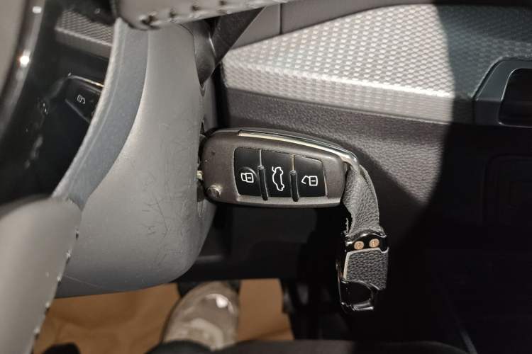 Used Audi Q2L 2021 35 TFSI Progressive Dynamic Edition
