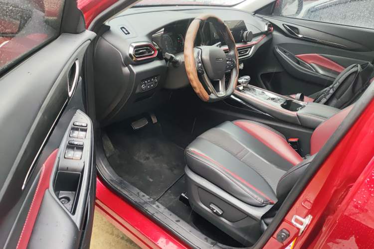 Used Oshan X5 2021 1.5T DCT Flagship Edition
