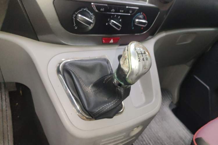 Used JAC Refine M3 2015 Maker Edition 1.6L Luxury Smart Version