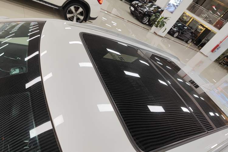 Used Cadillac XT4 2021 28T Two-Wheel Drive Leading Version
