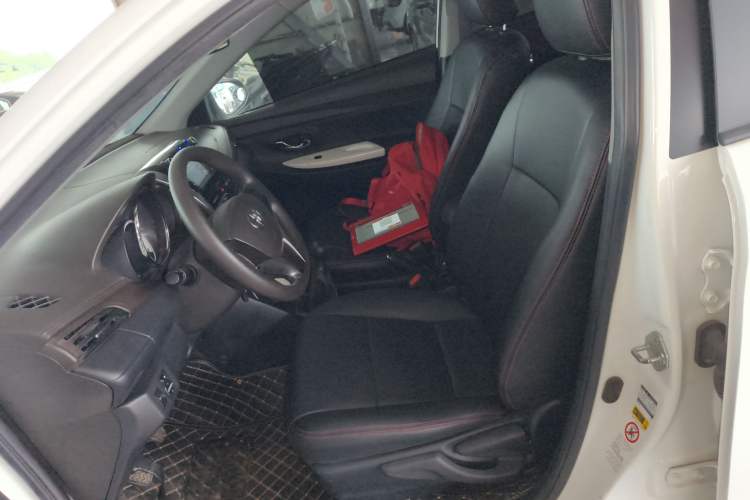 Used Toyota YARiS L 2015 1.5G Manual Xuan Dong Sunroof Special Edition
