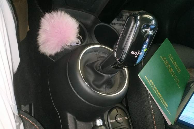 Used  MINI 2019 1.5T ONE PLUS
