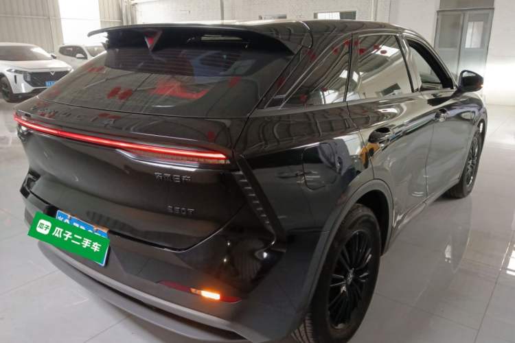 Used Venucia V 2023 260T Black Horse Edition Pro
