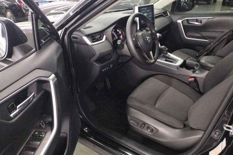 Used Toyota RAV4 2020 2.0L CVT Two-Wheel Drive Fashion Edition
