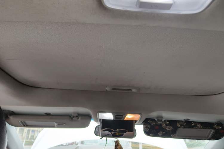 Used Hyundai Elantra (5th Generation / Langdong) 2016 1.6L Automatic Smart Version