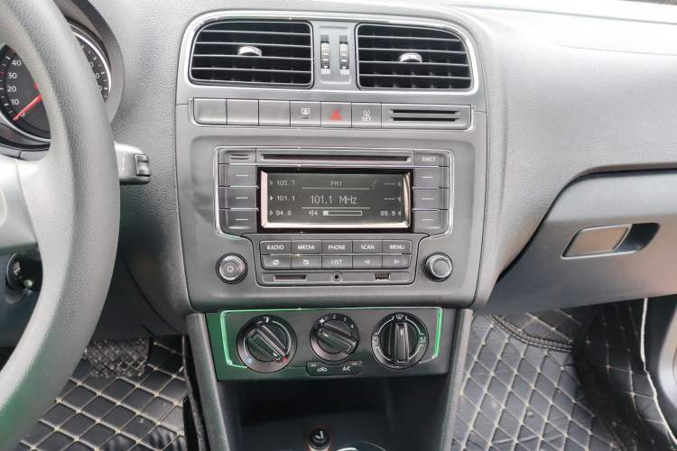 Used Volkswagen Polo 2014 1.6L Automatic Comfort Edition