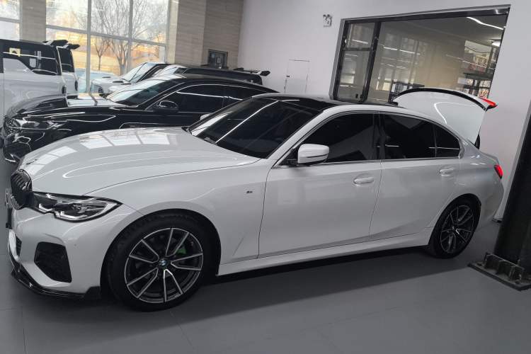 Used BMW 3 Series 2022 325Li M Sport Package