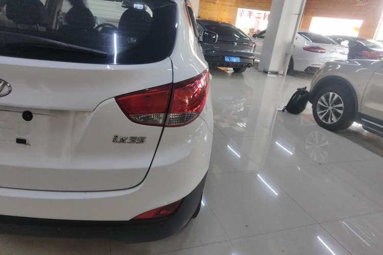 Used Hyundai ix35 2015 2.0L Automatic 2WD Comfort Edition China IV Standard
