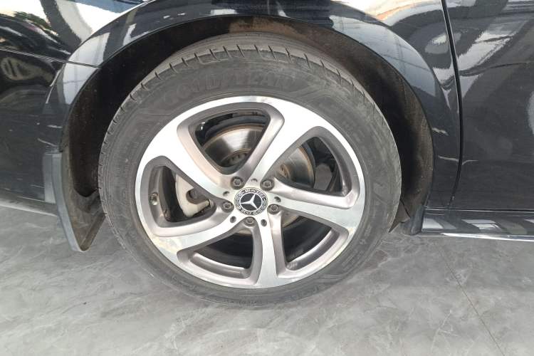 Used Mercedes-Benz E-Class 2019 Restyled E 300 L Sporty and Stylish Edition