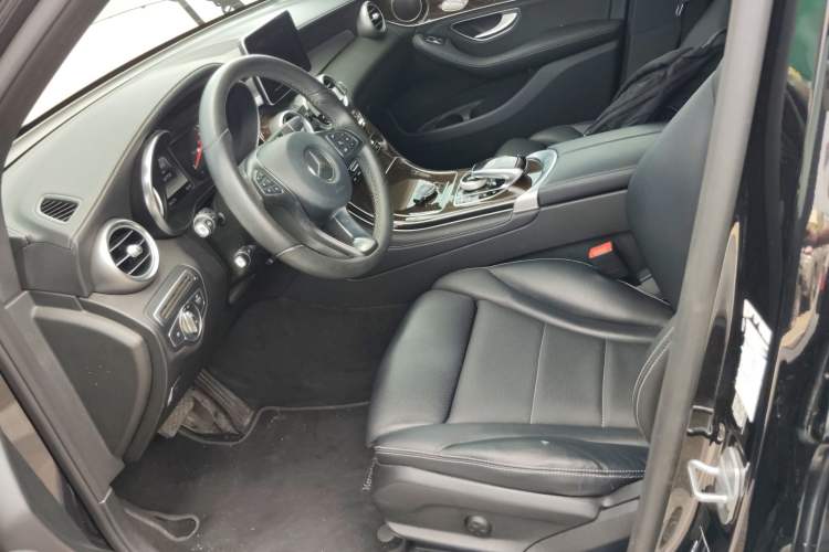 Used Mercedes-Benz GLC 2017 GLC 260 4MATIC Dynamic Edition