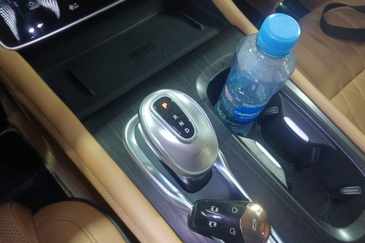 Used VOYAH Dream 2022 Low-Carbon Edition Dream+ Smart Enjoyment Package
