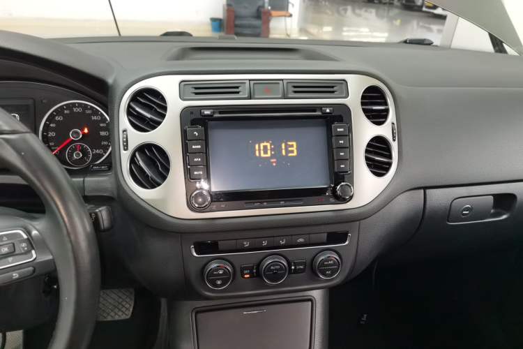 Used Volkswagen Tiguan L 2015 1.8TSI Automatic Two-Wheel Drive Comfort Edition
