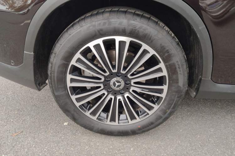 Used Mercedes-Benz GLC 2019 GLC 260 L 4MATIC Dynamic Model