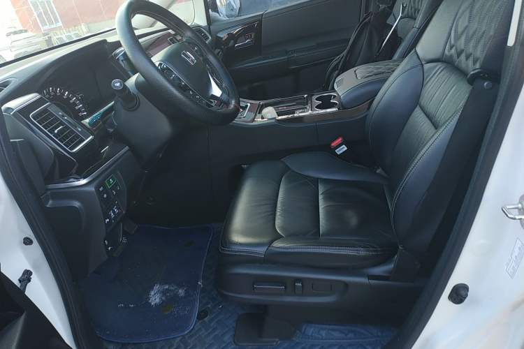 Used Honda Elysion 2019 2.0L Hybrid Supreme Edition
