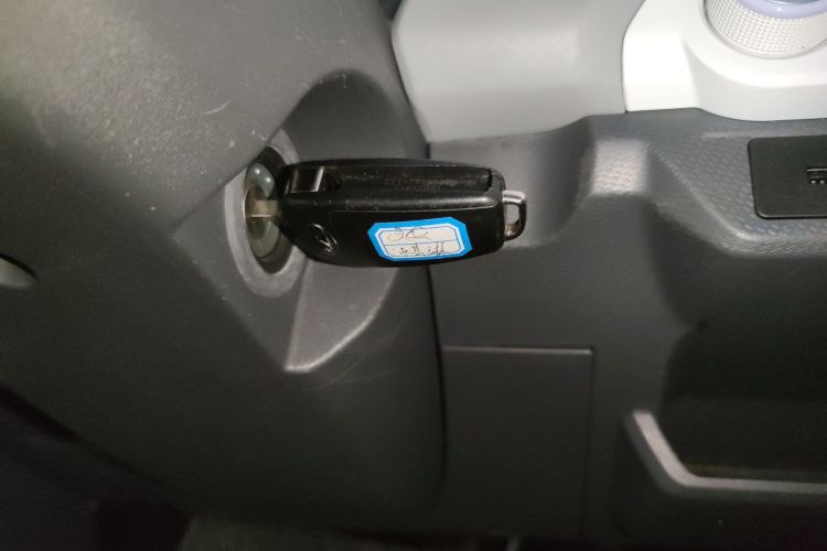 Used Chery QQ Ice Cream 2022 170km Sundae Phosphate Lithium-Ion