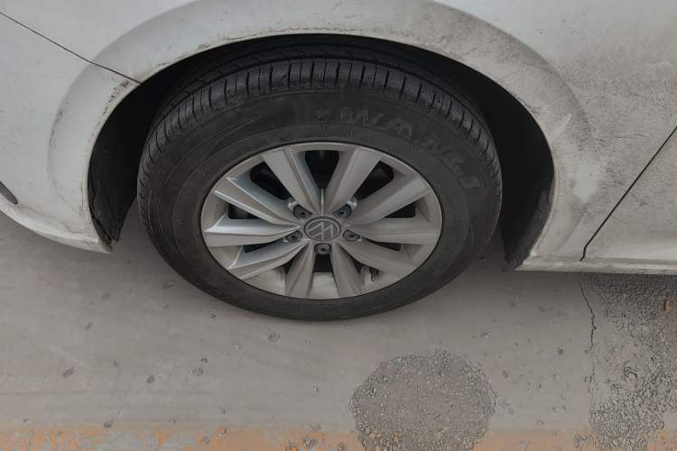 Used Volkswagen Lavida 2023 Revised 1.5L Automatic DeYi Edition