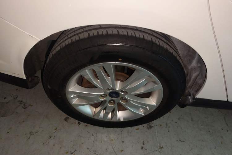 Used Ford Focus 2012 Sedan 1.6L Manual Comfort Model