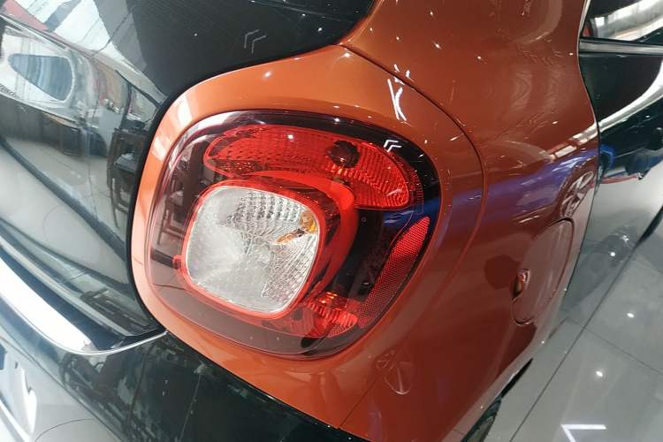 Used  forfour 2018 1.0L 52 kW Dynamic Edition