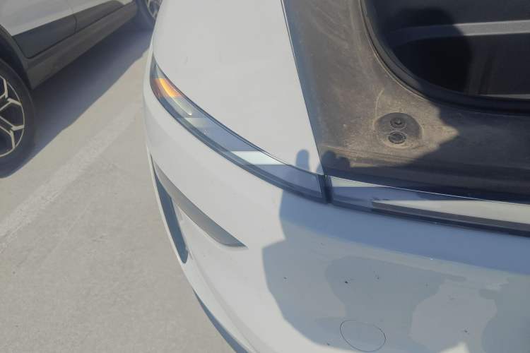 Used Tesla Model Y 2025 Long-Range All-Wheel Drive First Edition