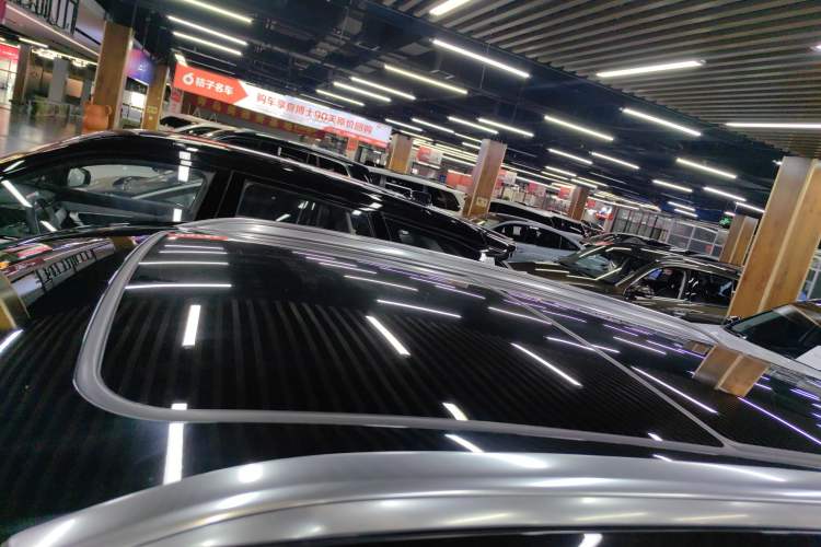 Used Buick Envision 2022 Facelift Encore S 552T Two-Wheel-Drive Luxury Model
