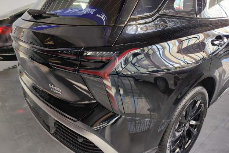 Used Hongqi HS3 PHEV 
