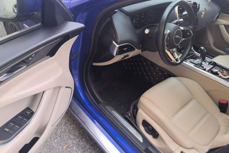 Used Jaguar XEL 2020 2.0T 250 PS SE Tech-Elegant Edition
