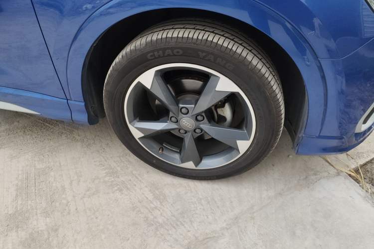 Used Audi Q3 2020 35 TFSI Fashion Dynamic Model
