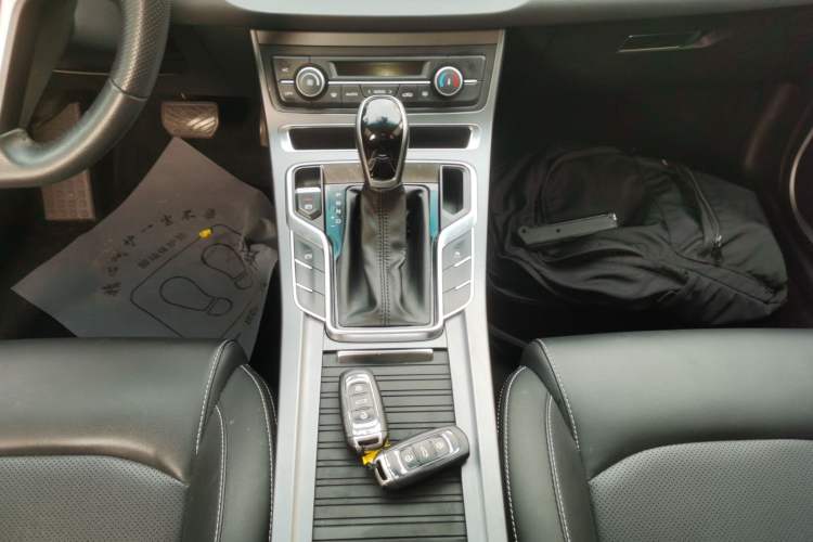 Used Geely Auto Emgrand 2018 1.5L CVT Upward Connect Edition
